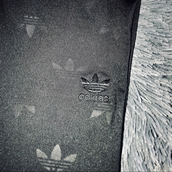 Adidas leggings 🌻 - Picture 3 of 3